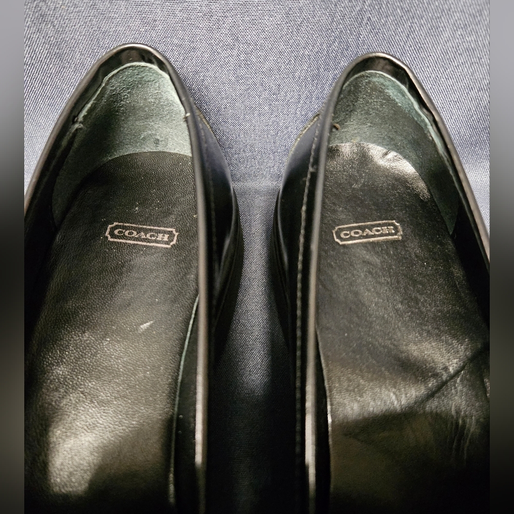 Coach Women's Slip On Dress Shoes - Picture 5 of 6